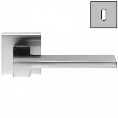 Дверная ручка Colombo Design ZELDA MM11R хром матовый в комплекте с накладками под ключ для межкомнатных дверей